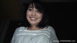笑顔のカワイイ女の子に無許可中出し