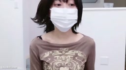 ライブチャット 露出 業者がいる真後ろで