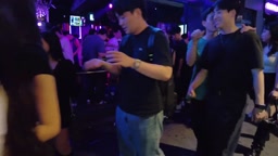 街の着衣爆乳　