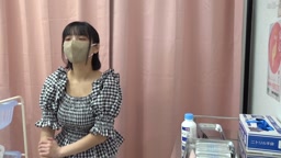 顔も雰囲気も齋〇飛〇似の巨乳-18(1) 女医に.カットver