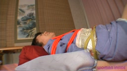woman inside 2 伊藤麻里 2