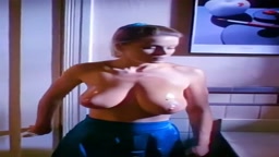 巨乳