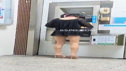 超ミニスカノーパン露出