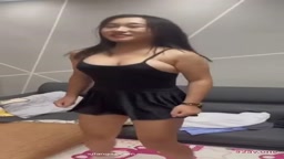 中国写真家が3人の美女を騙してプライベート撮影する