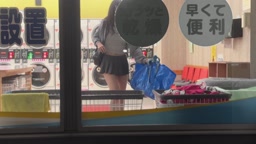 服を洗濯し全裸待機