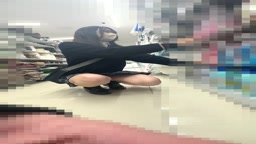 見せつけお触り