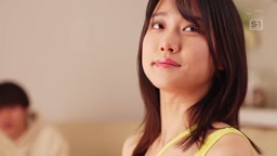 -Short-引き締まったクビレ…汗ばむ巨乳…彼女の姉のクソエロ宅トレが僕の性癖にぶっ刺さる!～安達夕莉～
