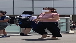 着衣胸