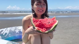 2748 海でナンパした「清楚系」色白スレンダー女子大生（２０）の水着を脱がせたら陰毛わさわさの超卑猥なおまんこでした⇒中出し2回