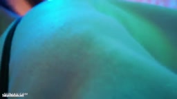 ショートカット巨乳