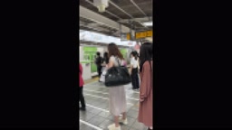 地味ワンピのミニマムむっつり娘。防御力0のTバックで指頭挿入を容易に許し