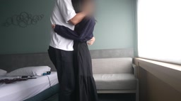 【隣のクラスの男子と付き合ってるチア部の○○○と卒業前に○○○束えっち】