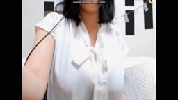 爆乳