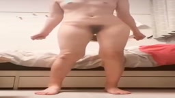 可愛い子の媚びダンス