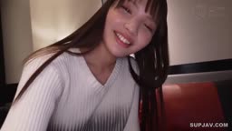 ニコニコ可愛い女の子と中〇しエッチ