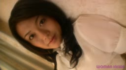 woman inside 宮沢智香 1