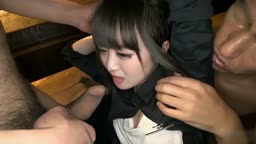 (居酒屋の新人を・・)