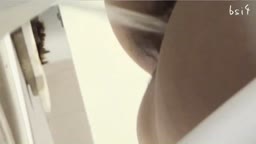028