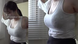白くて大きな美乳