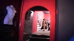 Reife Deutsche Frau hat Gangbang im Kino