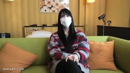 アパレル店で働く美女と元カレへの未練断ち切りSEX