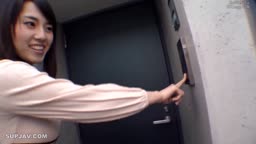 筆下ろしさせるビデオ