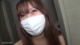 爆乳パ◯パンマスク女性
