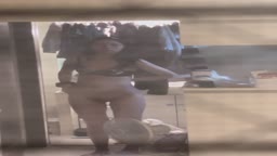 人妻 脱衣