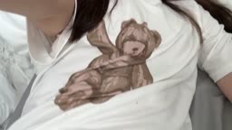 脱毛サロンで働くさおり(18)