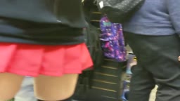 露出 - public - girl is having fun in a crowded store