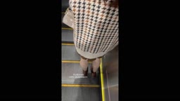 Encoxada dickflash candid