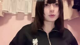 なかにしさん手ブラで指の隙間からtkbが見えてBAN