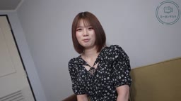 フェラが得意でいっぱい舐めてくれたよ！スタイル抜群ナニワの美人OL　はるなちゃん（23