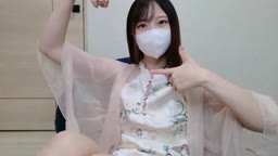 大量潮吹きを何度もする激カワ美女のオナ配信4-1