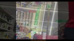Encoxada Dickflash cum candid