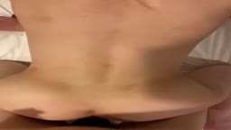 個人撮影　巨乳黒マスク