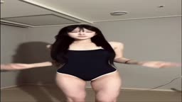 白 サブスク tiktok