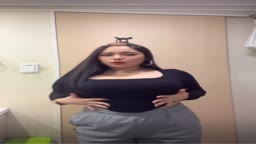 爆乳