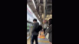OTF087[私服K即堕ち]清楚なのに膝上20cm超のロケットおっぱい女子。搾乳スタイルの乳揉みとクリ重点責めで我慢不可