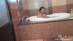 若林由希子