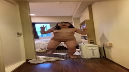 お下品ダンス