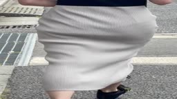 着衣尻透け