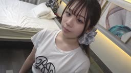 色白美乳19才の女の子に子種を大量植付け。