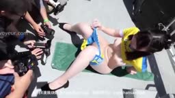 マ◯コ丸見え！コスプレ撮影会