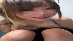 、