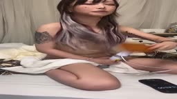 、