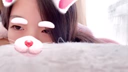 可愛い子の胸見せ