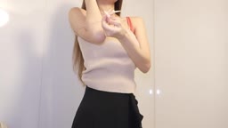 爆乳で細身の高身長ラウンジ嬢と寝取り生中密会