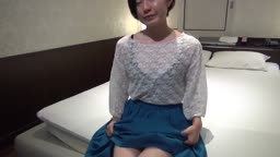 毛ありピンク美マンにぶっかけ