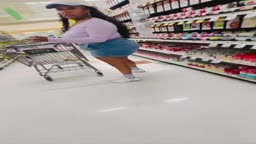 Huge Ass Ebony Spider Swipe